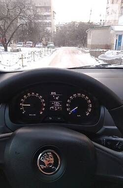 Седан Skoda Rapid 2015 в Черновцах