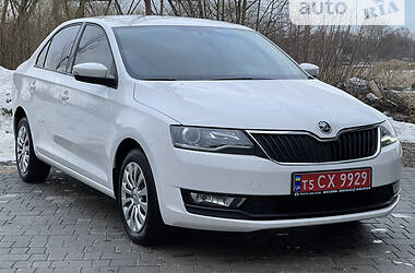 Седан Skoda Rapid 2017 в Дрогобичі