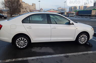 Седан Skoda Rapid 2013 в Киеве