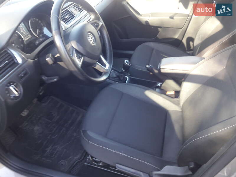 Лифтбек Skoda Rapid 2015 в Звягеле