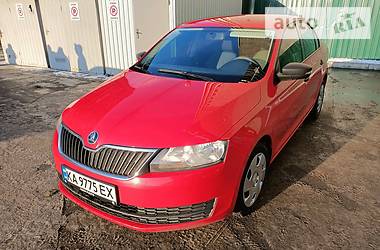 Седан Skoda Rapid 2015 в Киеве