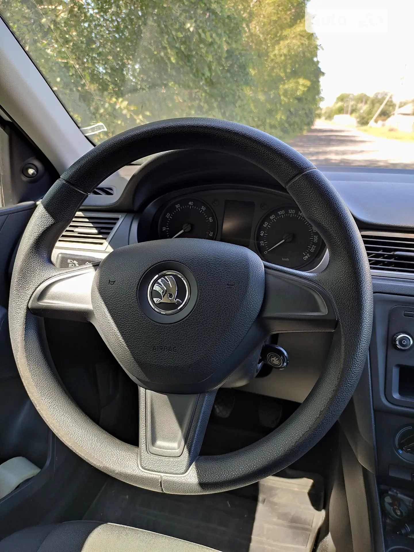 2014 Skoda Rapid - мініатюра 11