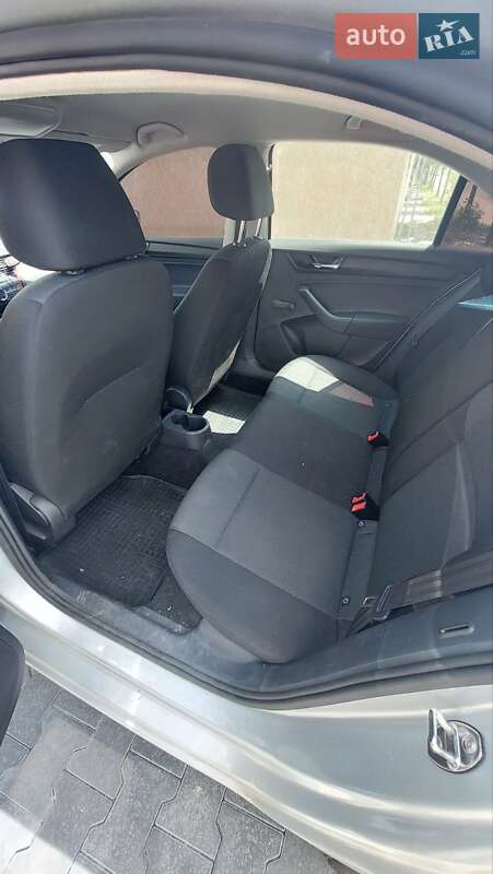 Ліфтбек Skoda Rapid 2018 в Києві фото 10 Ліфтбек Skoda Rapid 2018 в Києві