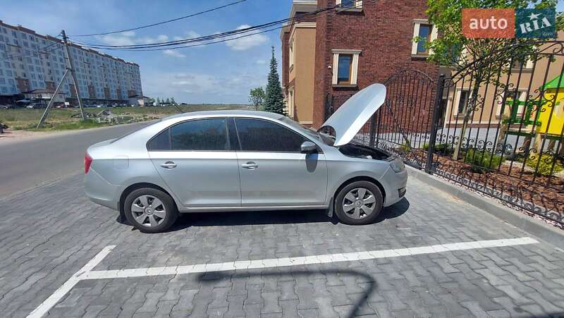 Ліфтбек Skoda Rapid 2018 в Києві фото 12 Ліфтбек Skoda Rapid 2018 в Києві