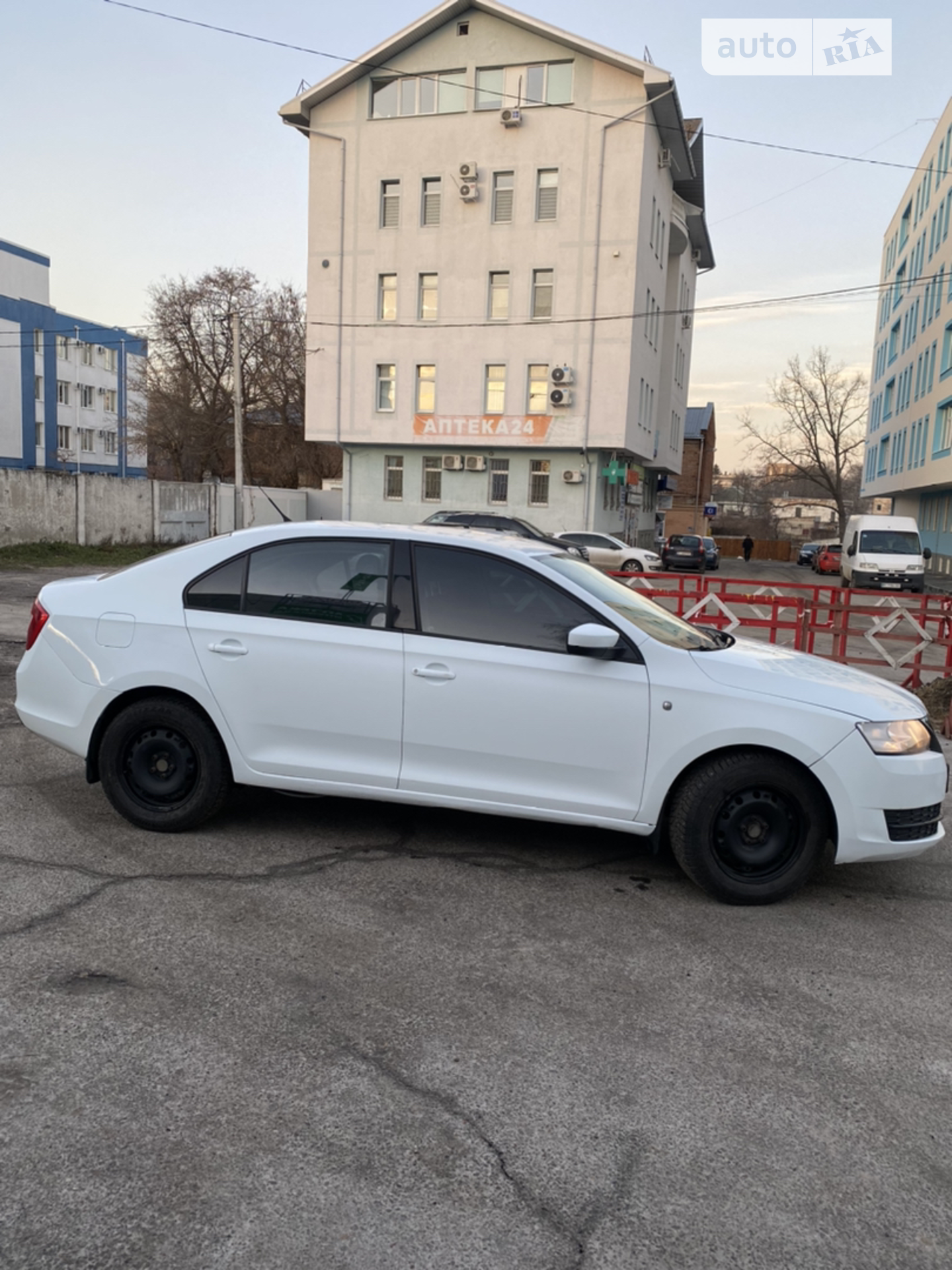 2013 Skoda Rapid - фото 1