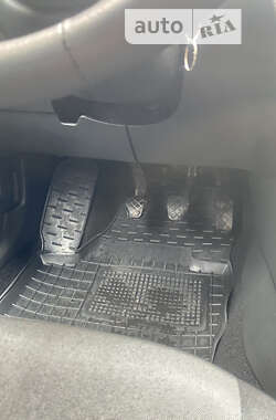 Лифтбек Skoda Rapid 2013 в 