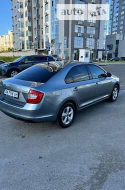 Лифтбек Skoda Rapid 2013 в Киеве