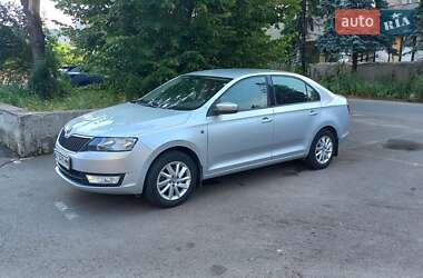 Лифтбек Skoda Rapid 2015 в 