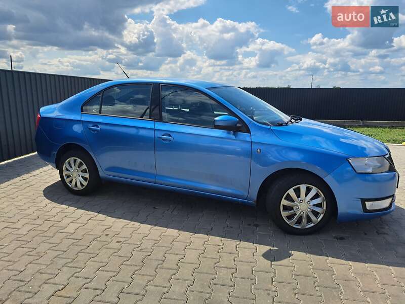 Лифтбек Skoda Rapid 2013 в Обухове