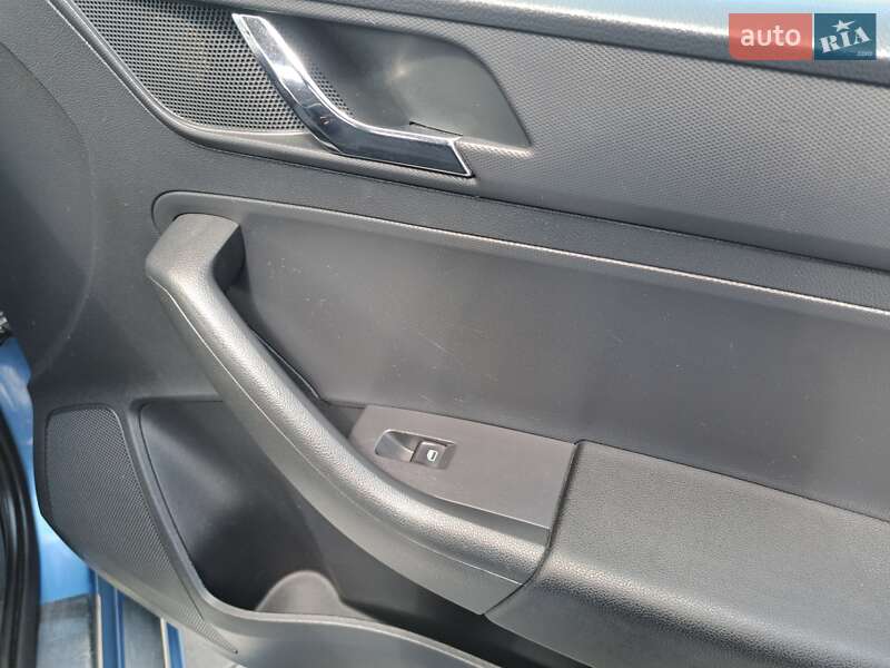 Лифтбек Skoda Rapid 2013 в Обухове