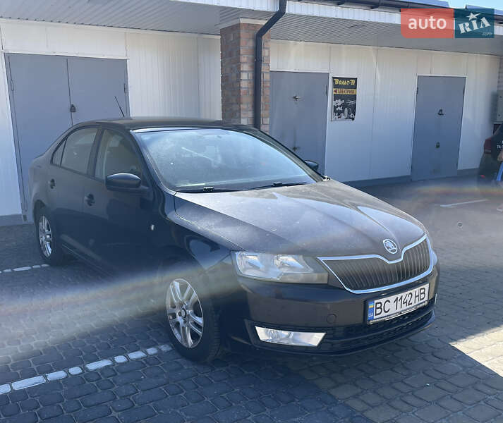 Ліфтбек Skoda Rapid 2013 в Львові