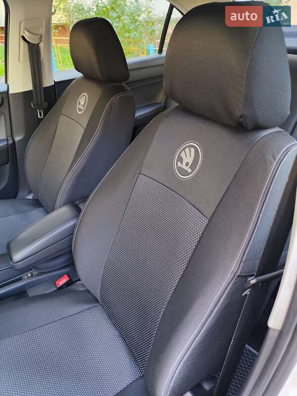 Лифтбек Skoda Rapid 2017 в Киеве фото 7 Лифтбек Skoda Rapid 2017 в Киеве