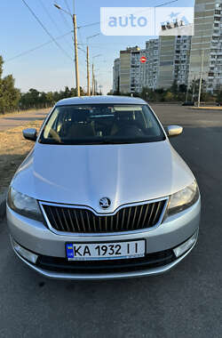 Лифтбек Skoda Rapid 2015 в Киеве