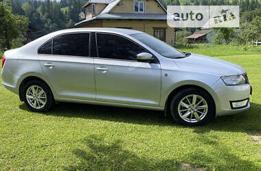 Лифтбек Skoda Rapid 2013 в Верховине