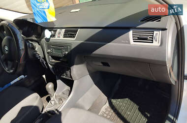 Хетчбек Skoda Rapid 2014 в 