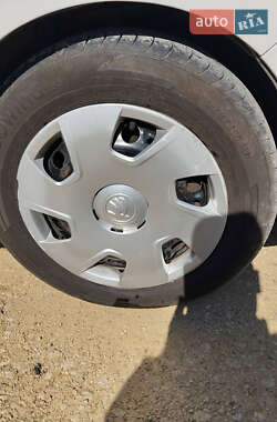 Хетчбек Skoda Rapid 2014 в 