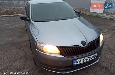 Хэтчбек Skoda Rapid 2013 в Чернигове