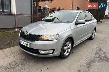 Хетчбек Skoda Rapid 2013 в Рахові