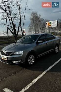 Лифтбек Skoda Rapid 2013 в Киеве