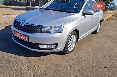 Лифтбек Skoda Rapid 2015 в Калуше