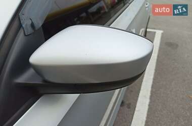 Лифтбек Skoda Rapid 2013 в 