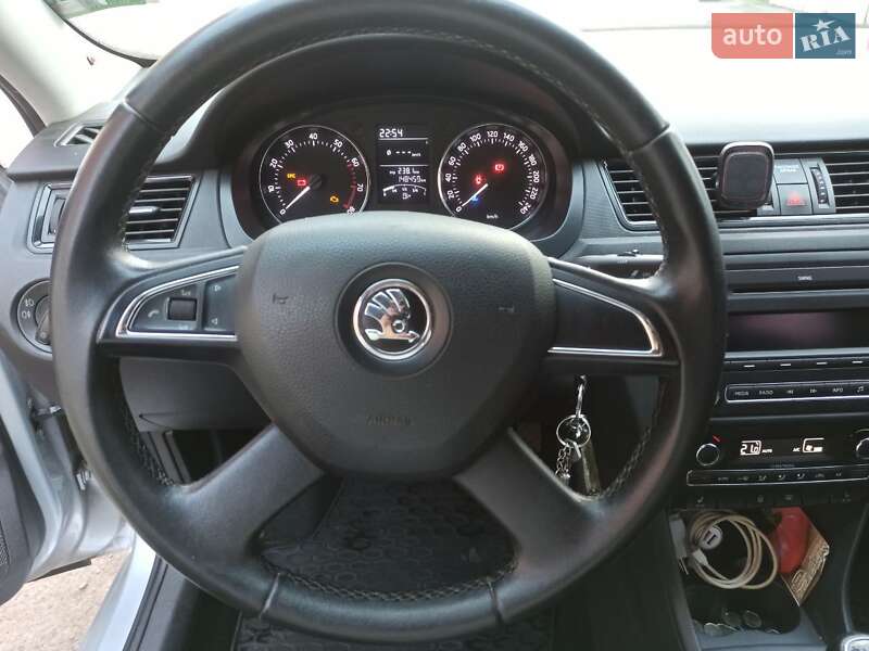 Лифтбек Skoda Rapid 2013 в Киеве