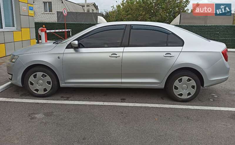 Лифтбек Skoda Rapid 2013 в Киеве