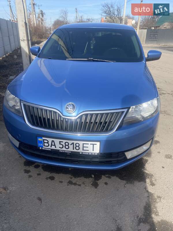 Лифтбек Skoda Rapid 2013 в Знаменке