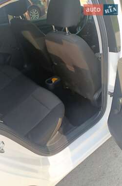 Ліфтбек Skoda Rapid 2014 в 