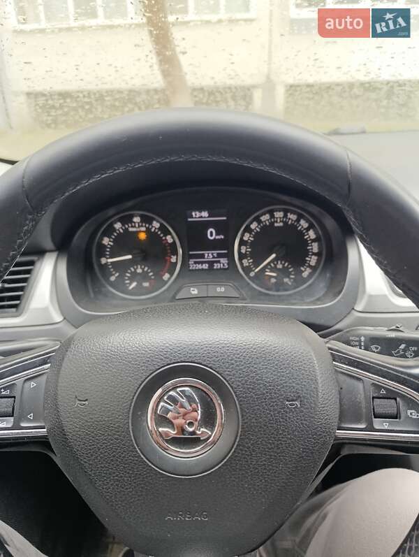 Ліфтбек Skoda Rapid 2013 в Вараші