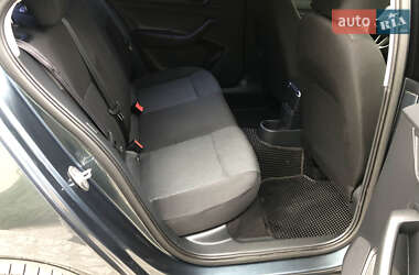 Лифтбек Skoda Rapid 2016 в 
