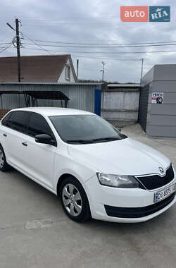 Хэтчбек Skoda Rapid 2015 в 