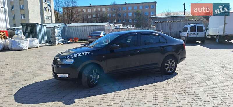 Лифтбек Skoda Rapid 2013 в Львове