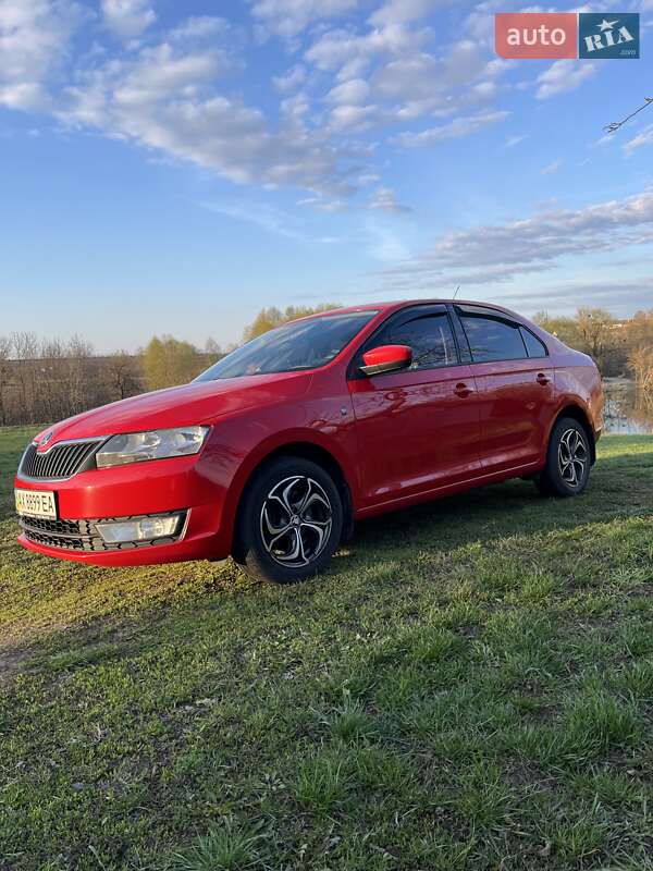 Лифтбек Skoda Rapid 2013 в 