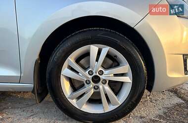 Ліфтбек Skoda Rapid 2013 в 