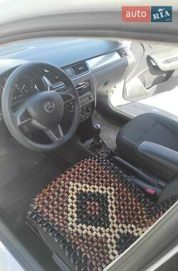 Ліфтбек Skoda Rapid 2015 в 