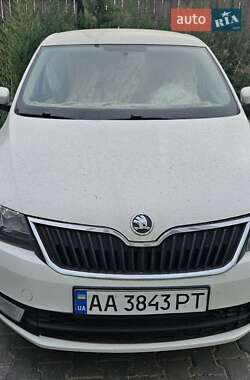 Лифтбек Skoda Rapid 2012 в 