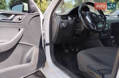 Ліфтбек Skoda Rapid 2015 в 