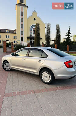 Лифтбек Skoda Rapid 2013 в Обухове