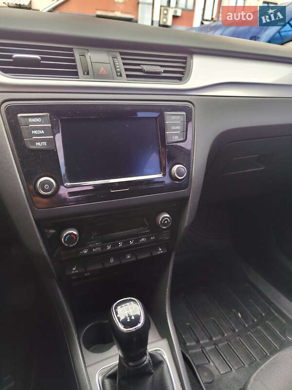 Лифтбек Skoda Rapid 2017 в Киеве