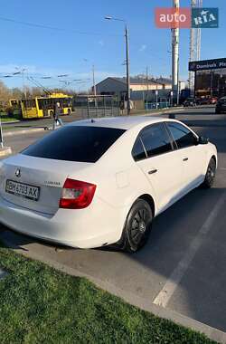 Лифтбек Skoda Rapid 2013 в 