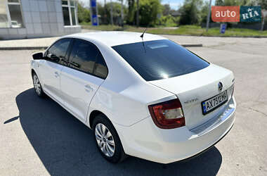 Лифтбек Skoda Rapid 2015 в 
