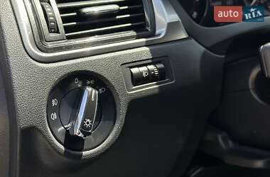 Лифтбек Skoda Rapid 2015 в 