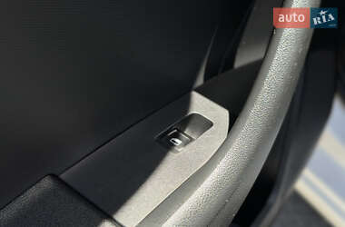 Лифтбек Skoda Rapid 2015 в 