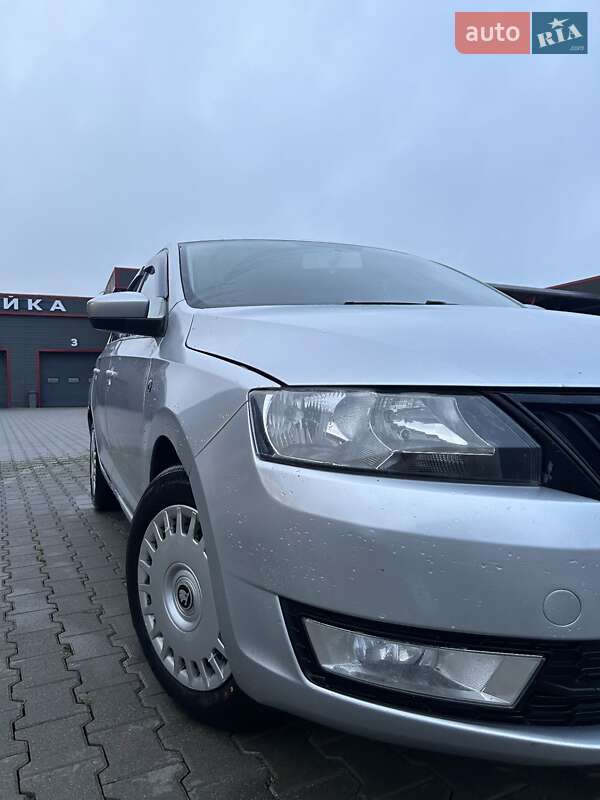 Хэтчбек Skoda Rapid 2013 в Черновцах фото 5 Хэтчбек Skoda Rapid 2013 в Черновцах