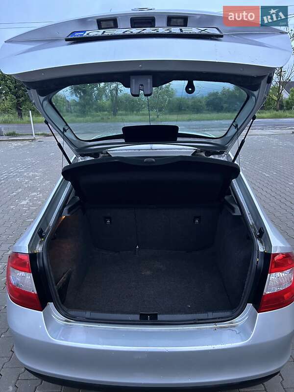 Хэтчбек Skoda Rapid 2013 в Черновцах фото 24 Хэтчбек Skoda Rapid 2013 в Черновцах