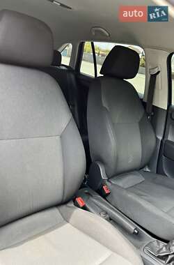 Хэтчбек Skoda Rapid 2015 в 
