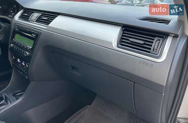 Лифтбек Skoda Rapid 2013 в 
