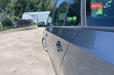 Хэтчбек Skoda Rapid 2015 в 