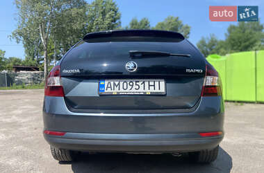 Хэтчбек Skoda Rapid 2015 в 